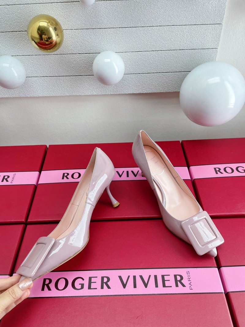 Roger Vivier Flat Shoes